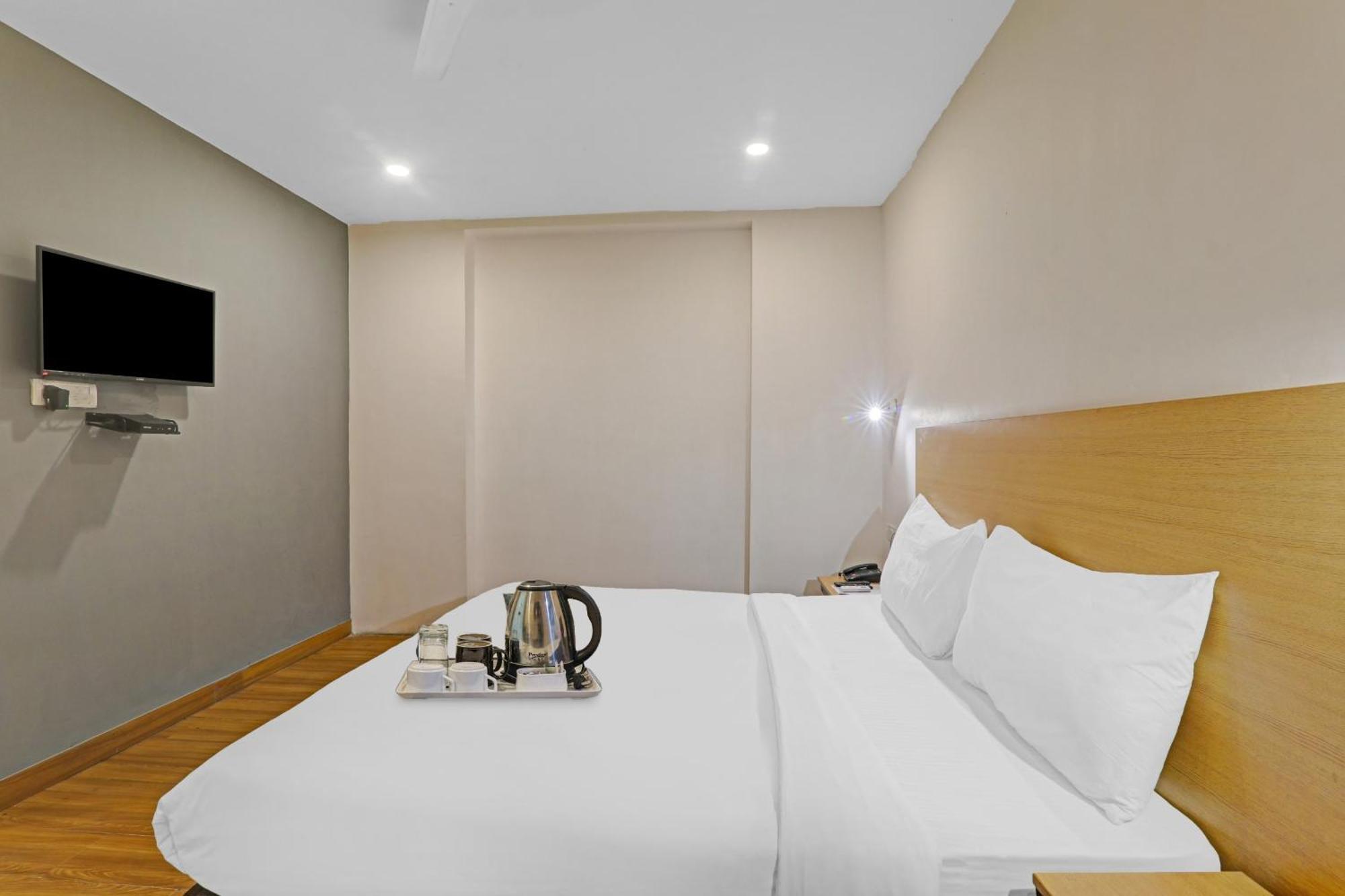 Townhouse The Shubham Hotel Bijnaur Buitenkant foto