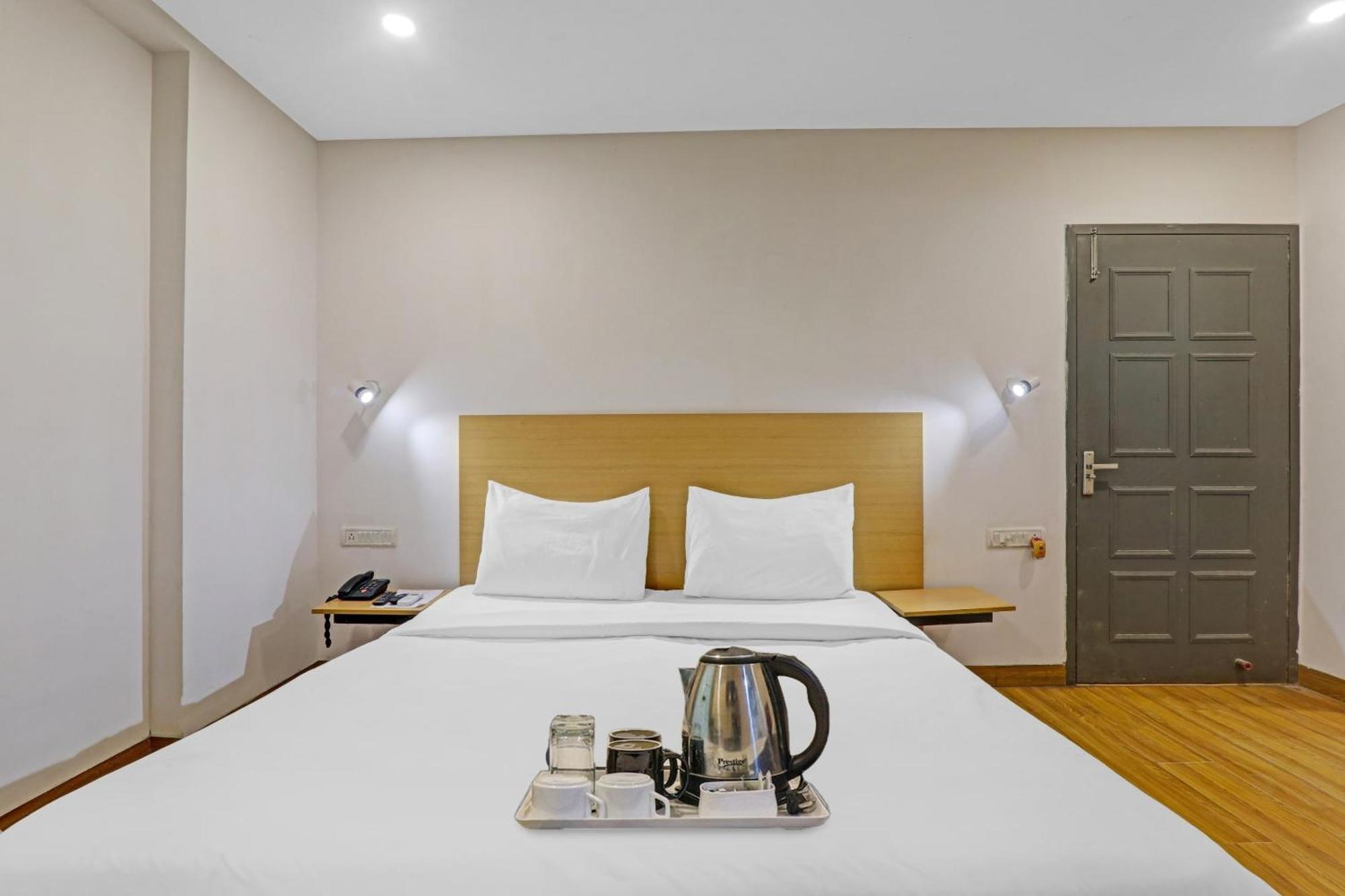 Townhouse The Shubham Hotel Bijnaur Buitenkant foto