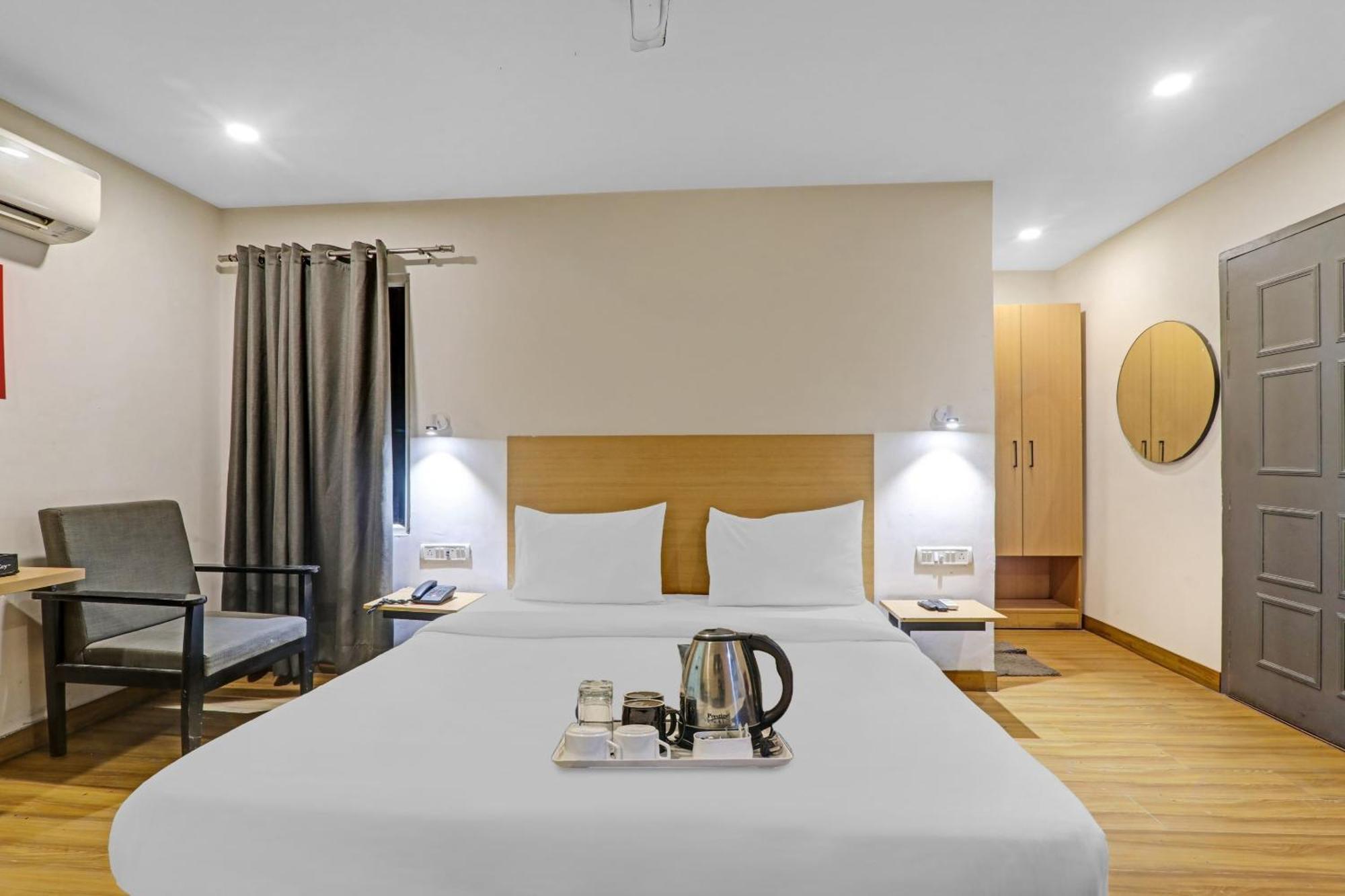 Townhouse The Shubham Hotel Bijnaur Buitenkant foto