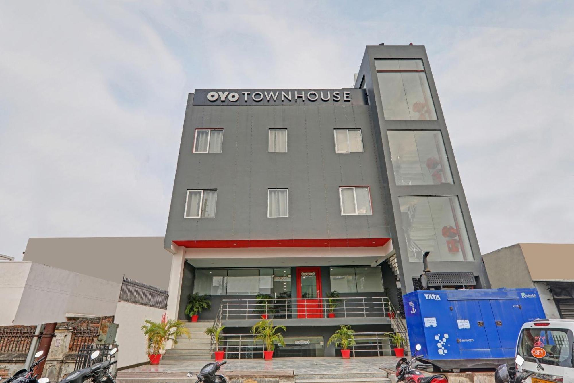 Townhouse The Shubham Hotel Bijnaur Buitenkant foto