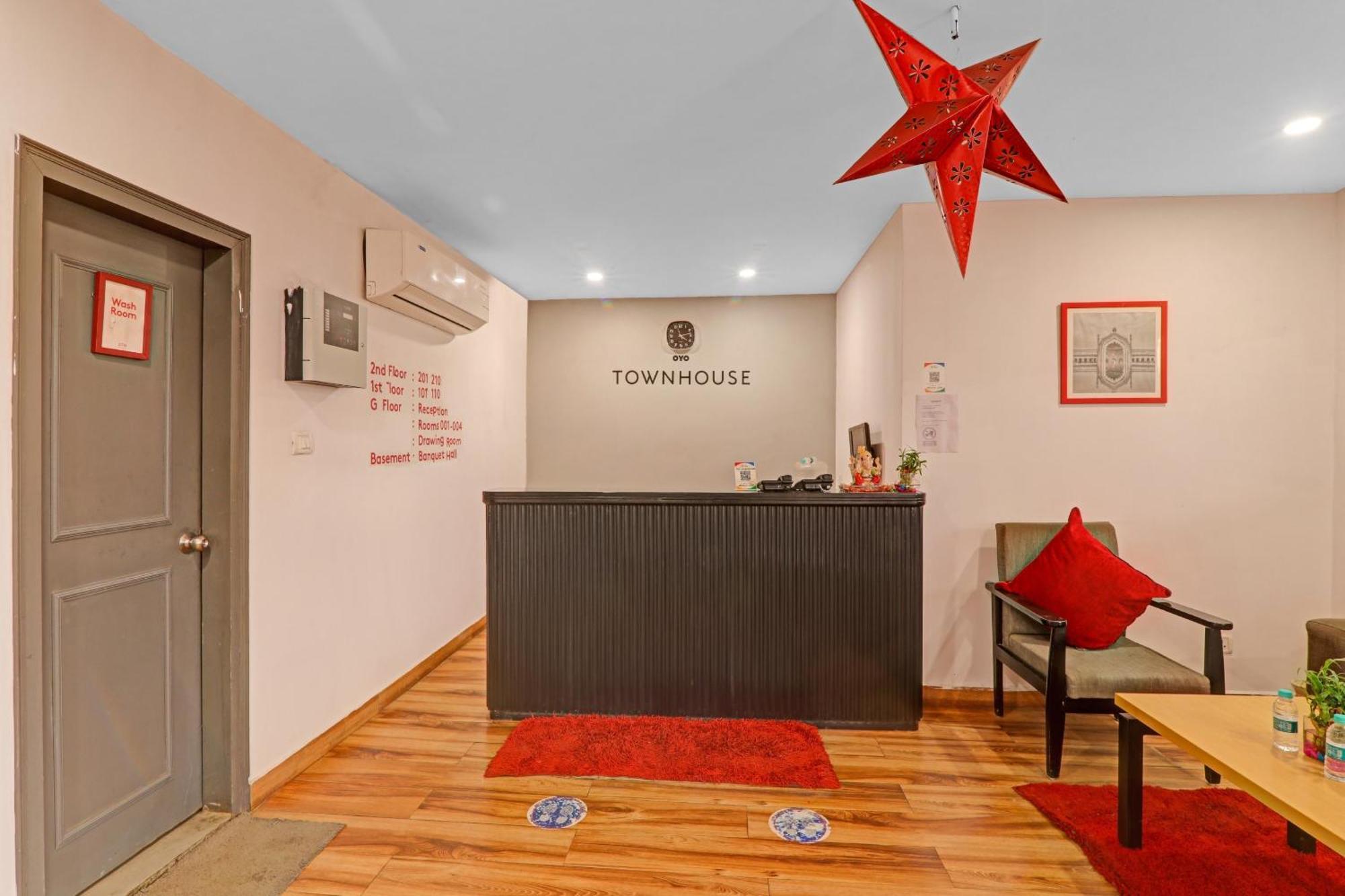 Townhouse The Shubham Hotel Bijnaur Buitenkant foto