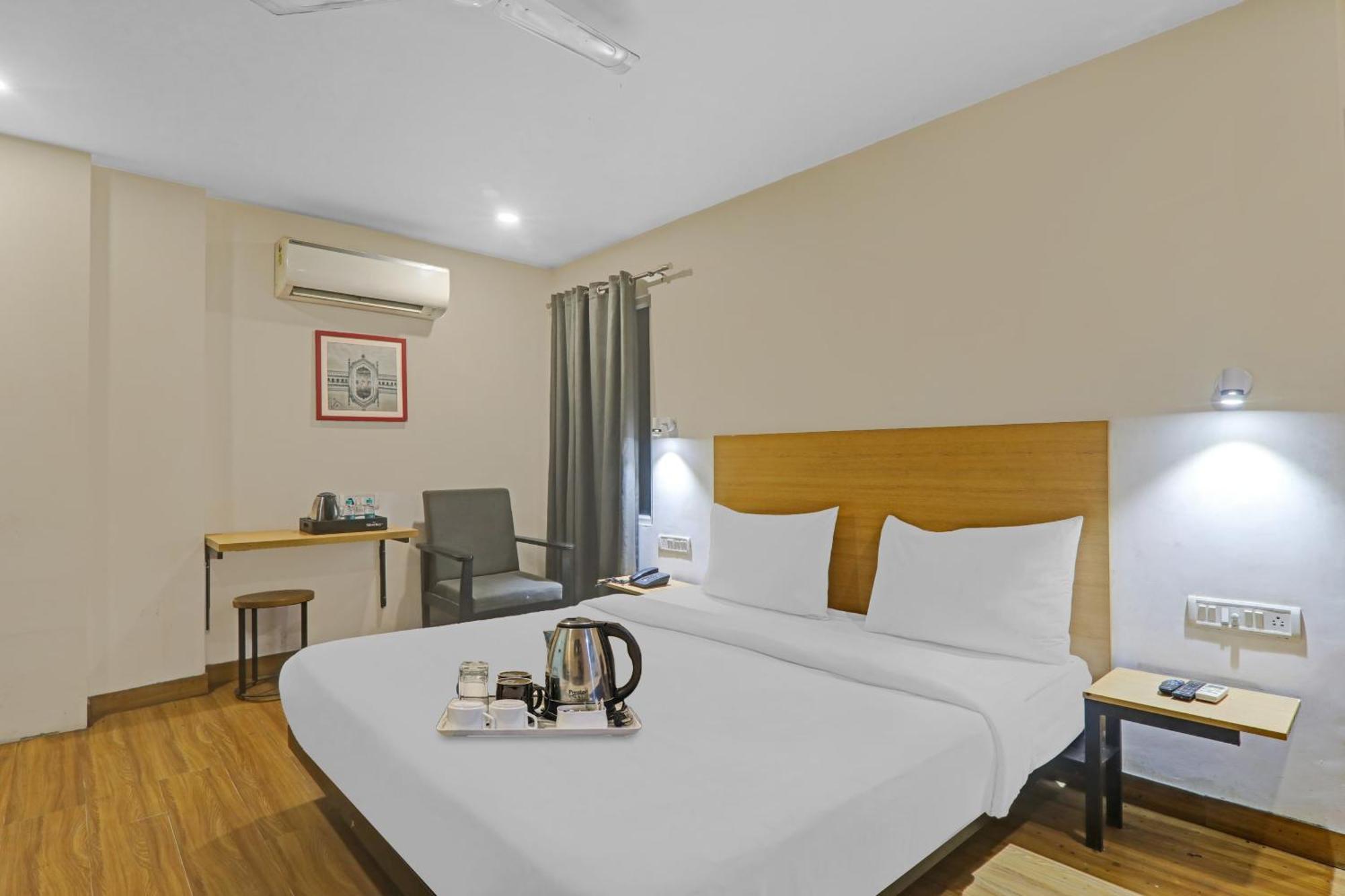 Townhouse The Shubham Hotel Bijnaur Buitenkant foto
